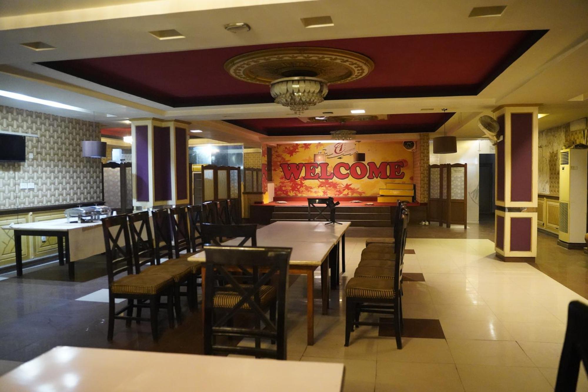 Hotel Tourist Inn Lahore Eksteriør billede
