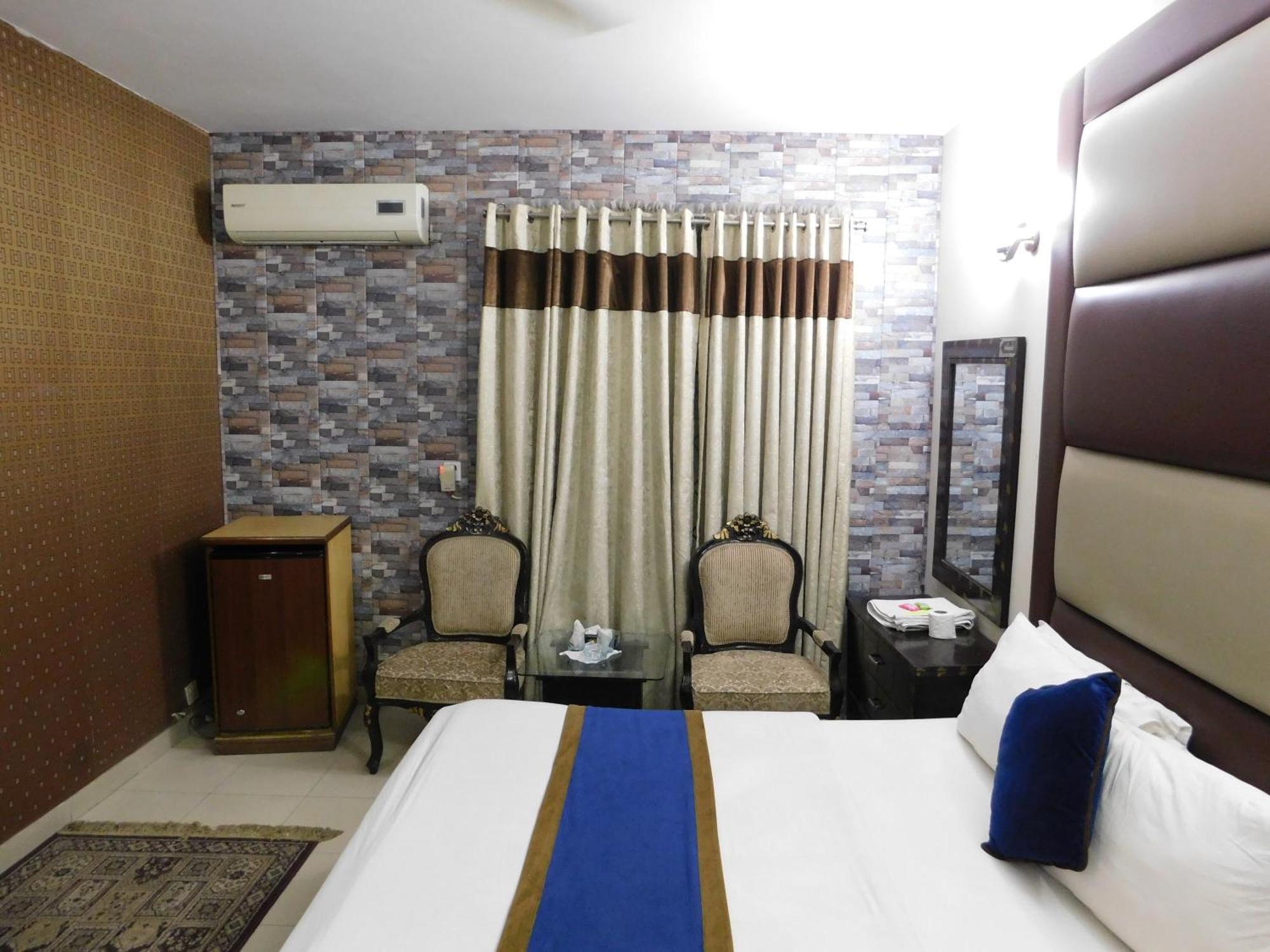 Hotel Tourist Inn Lahore Eksteriør billede